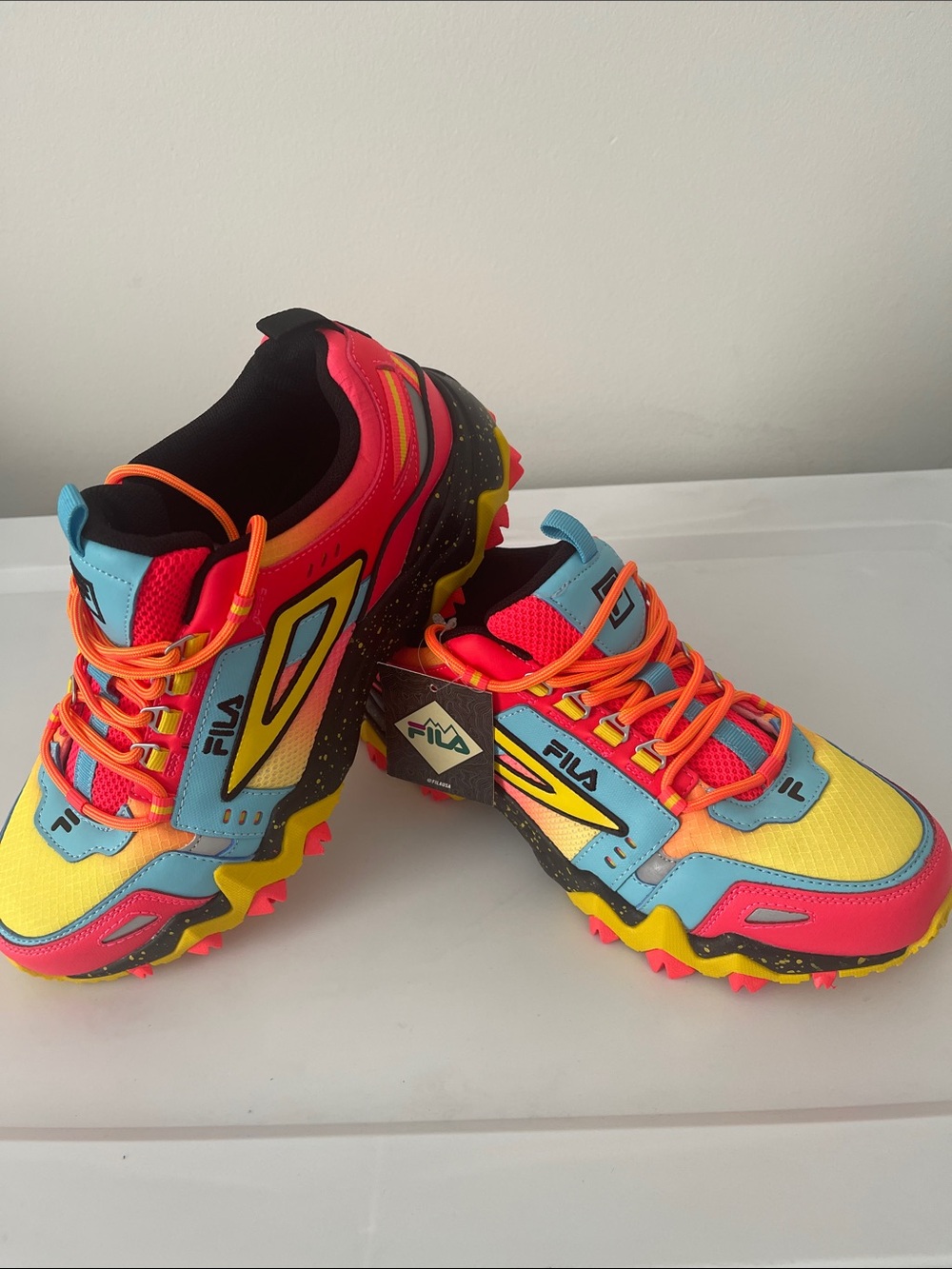 FILA woman Multicolor Trail Sneaker - Neon Pink/Yellow/Blue - Picture 6 of 6